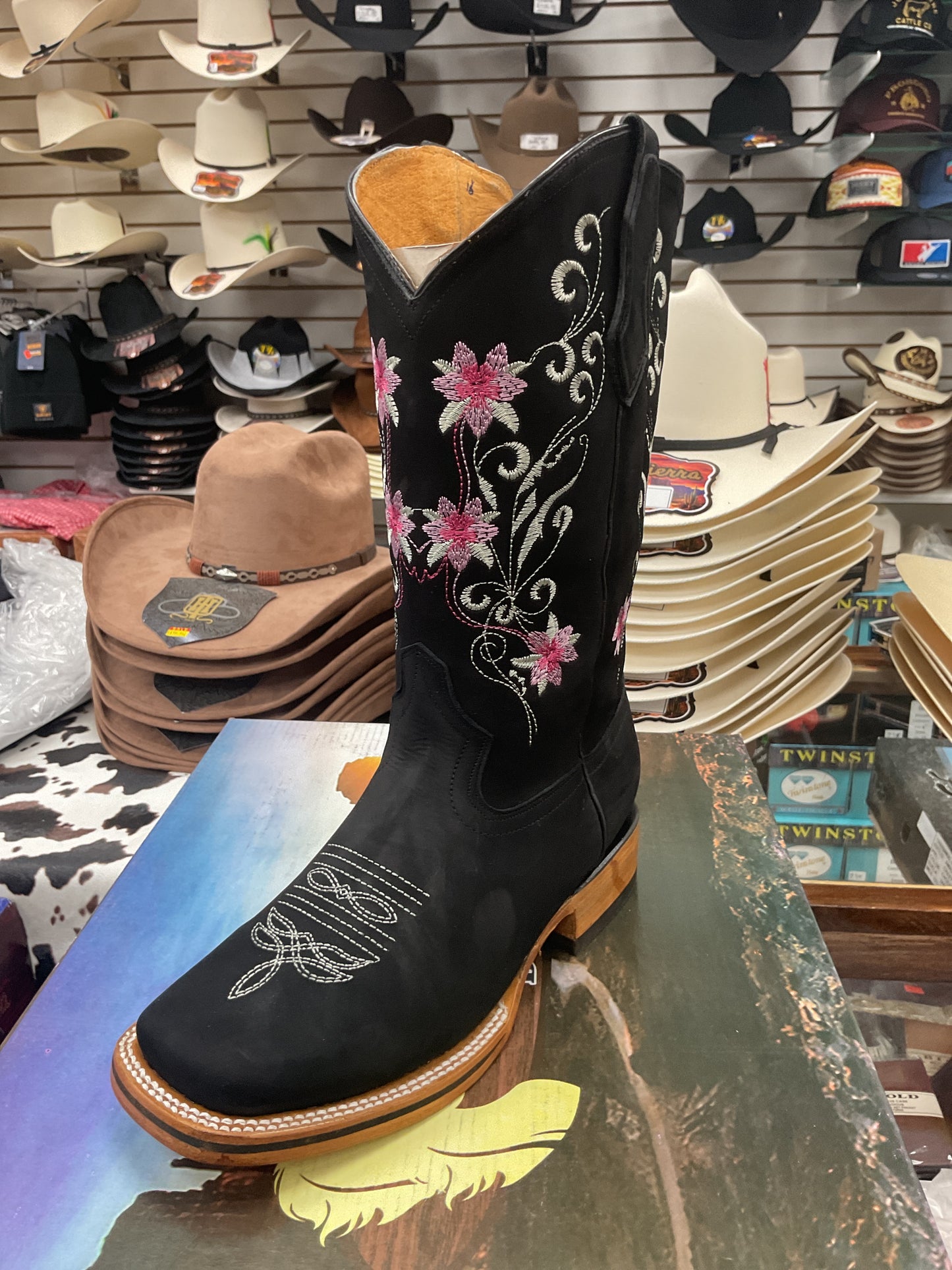 Woman’s Boot La Sierra Flower BLACK