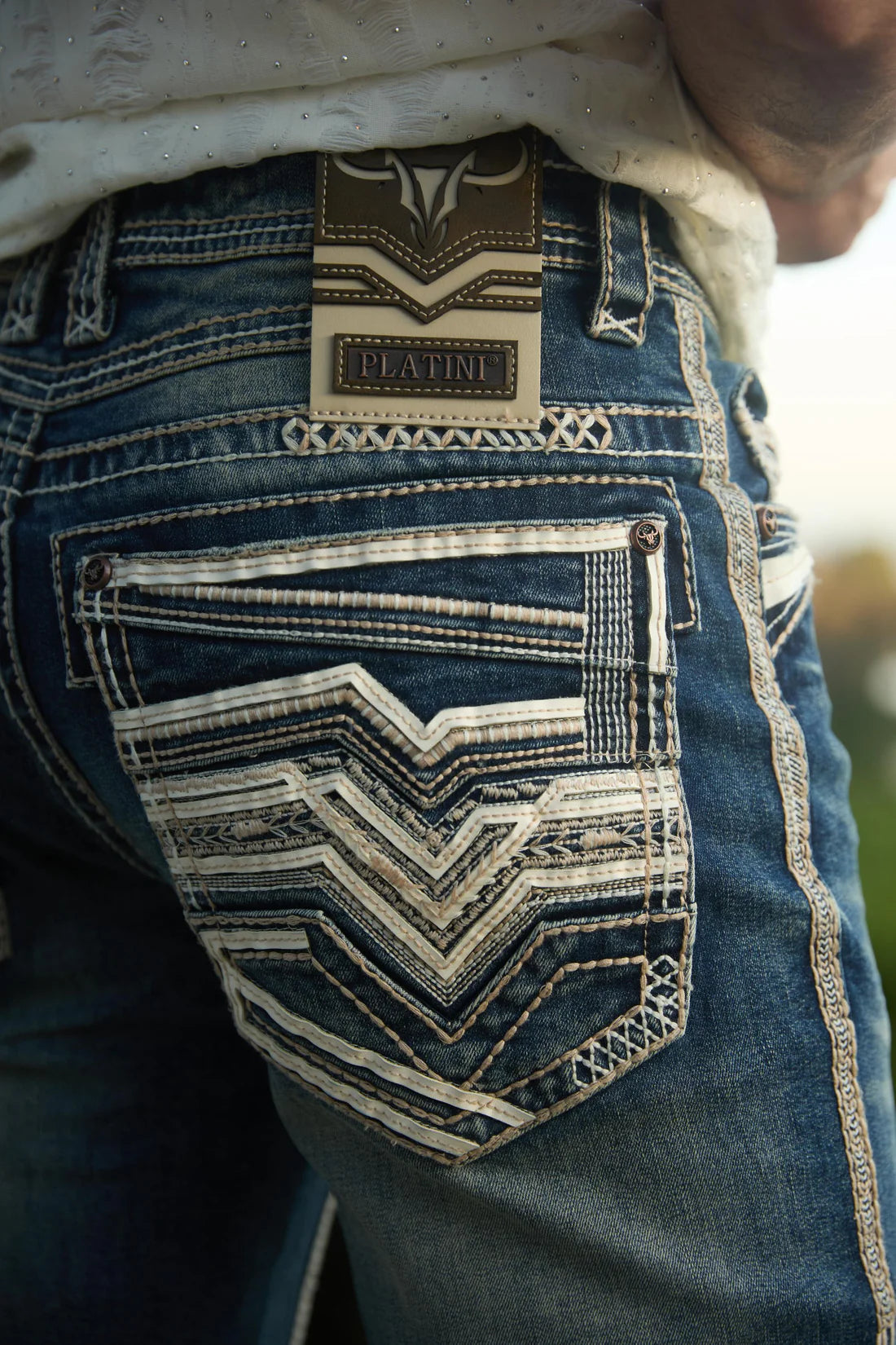 Platini light wash white stitch